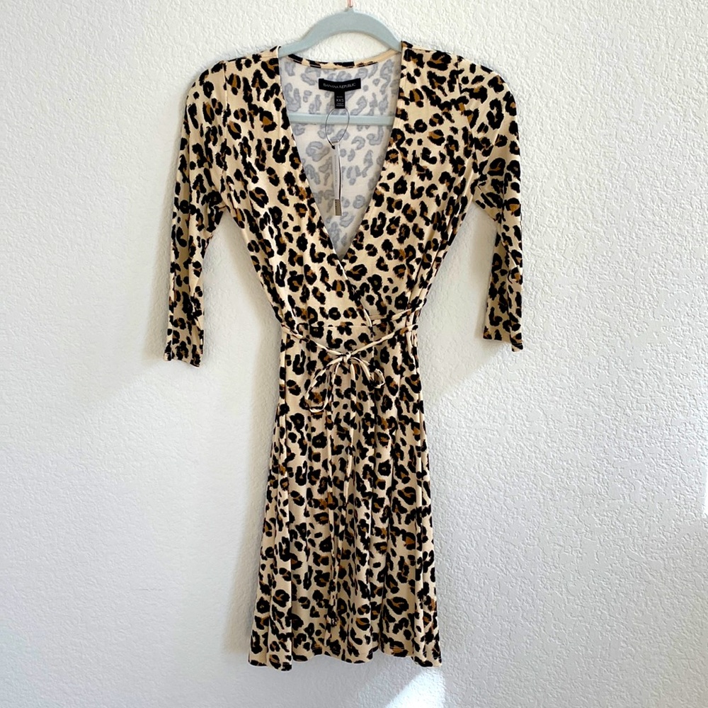 Banana Republic Classic Wrap Dress | Color: Brown/White | Size: XS